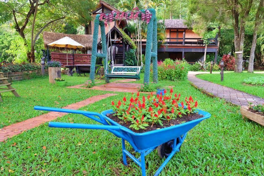Phu Ing Fah Resort Pongjeng Kültér fotó